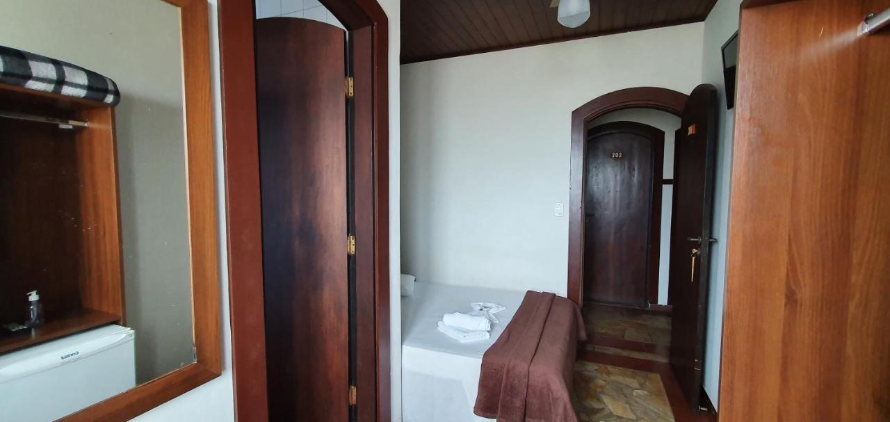 Casa Blanca Pousada Hotel Sao Lourenco  Zimmer foto